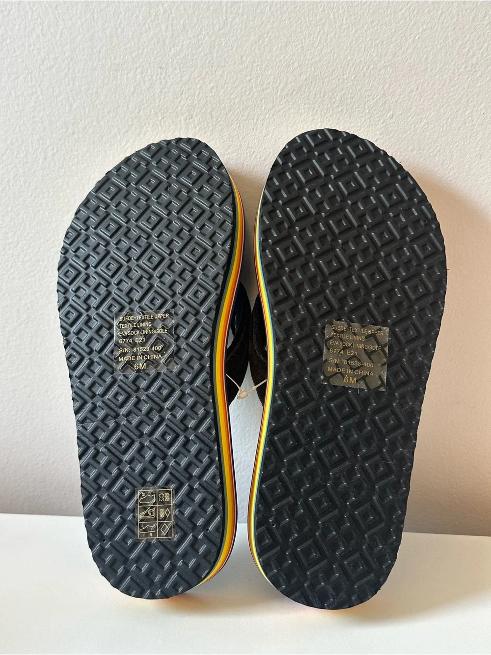 Tory Burch Women’s Flatform Suede Thong Sandals Rainbow Stripe Platform 6M New